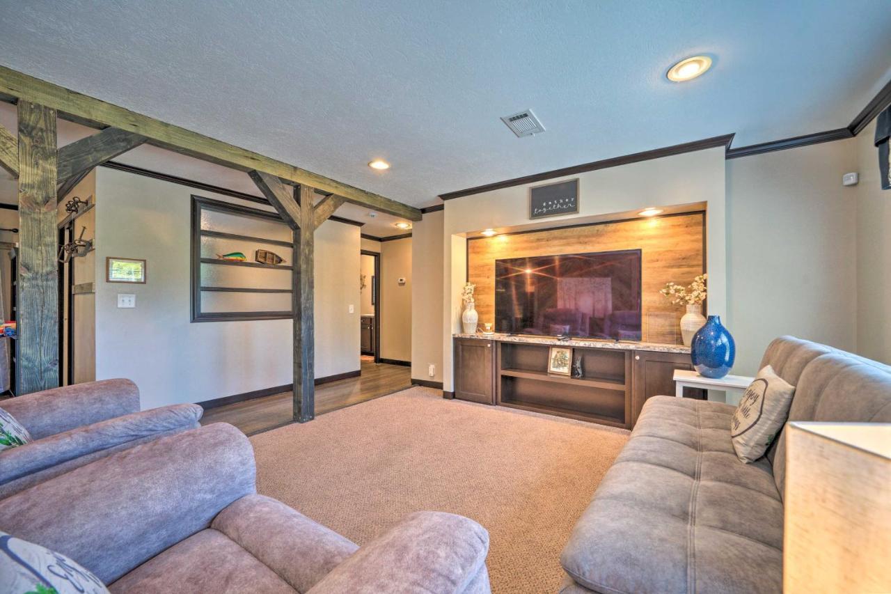 Pet-Friendly Home With Pool In Broken Bow! Экстерьер фото