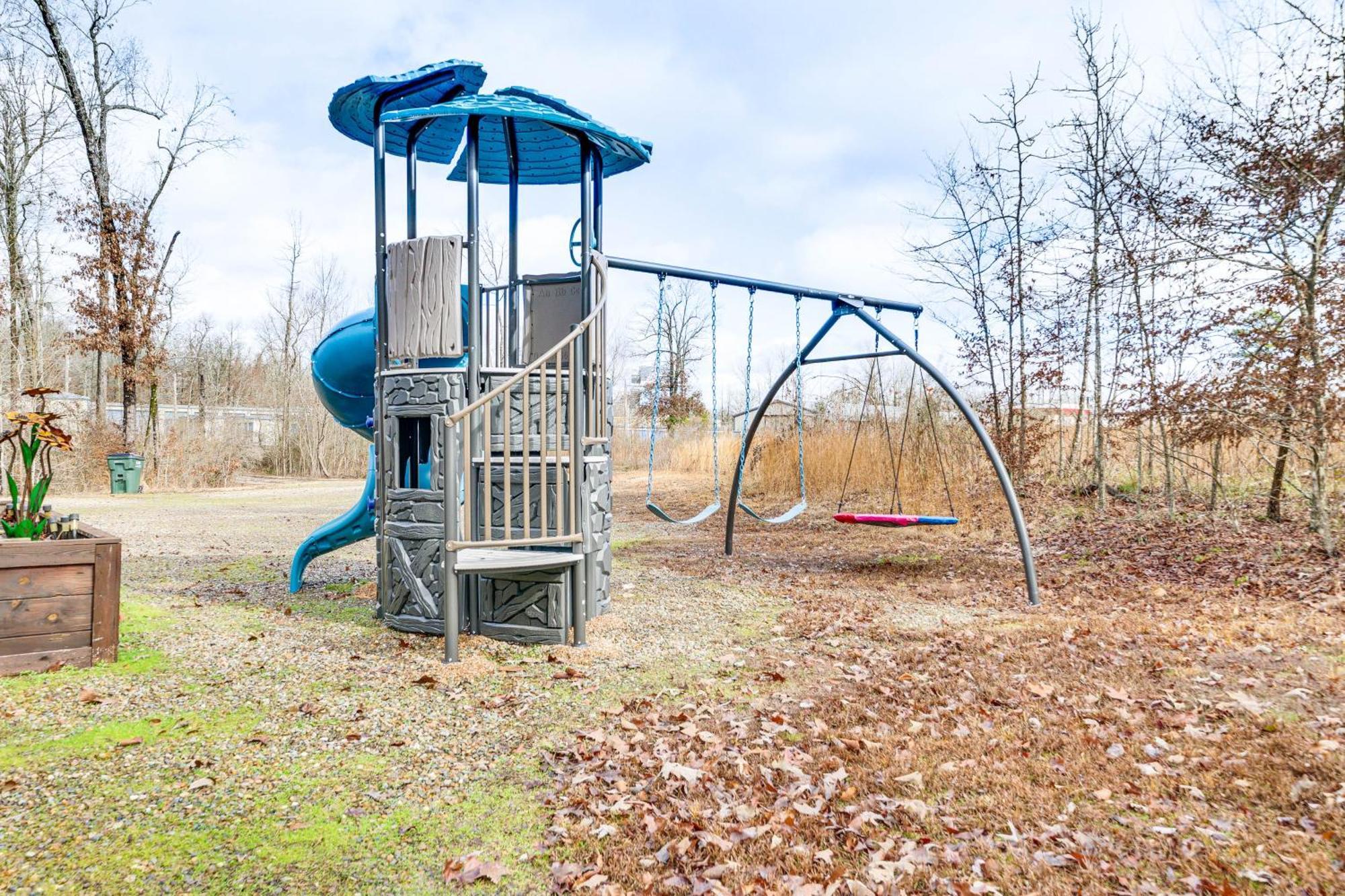 Pet-Friendly Home With Pool In Broken Bow! Экстерьер фото